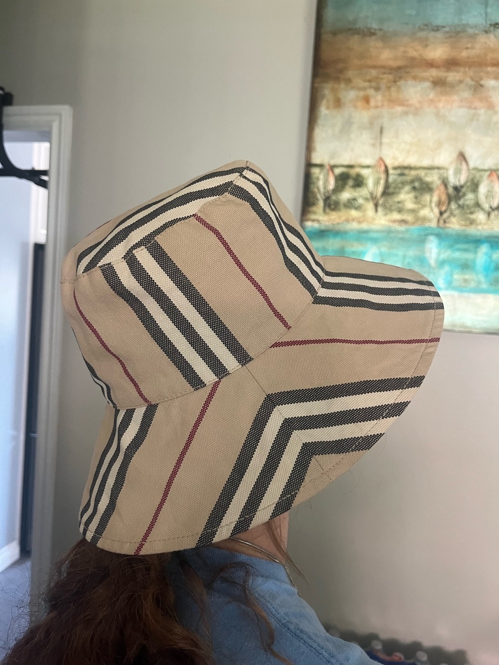 Burberry London Bucket Nova Check Hat - Picture 16 of 16